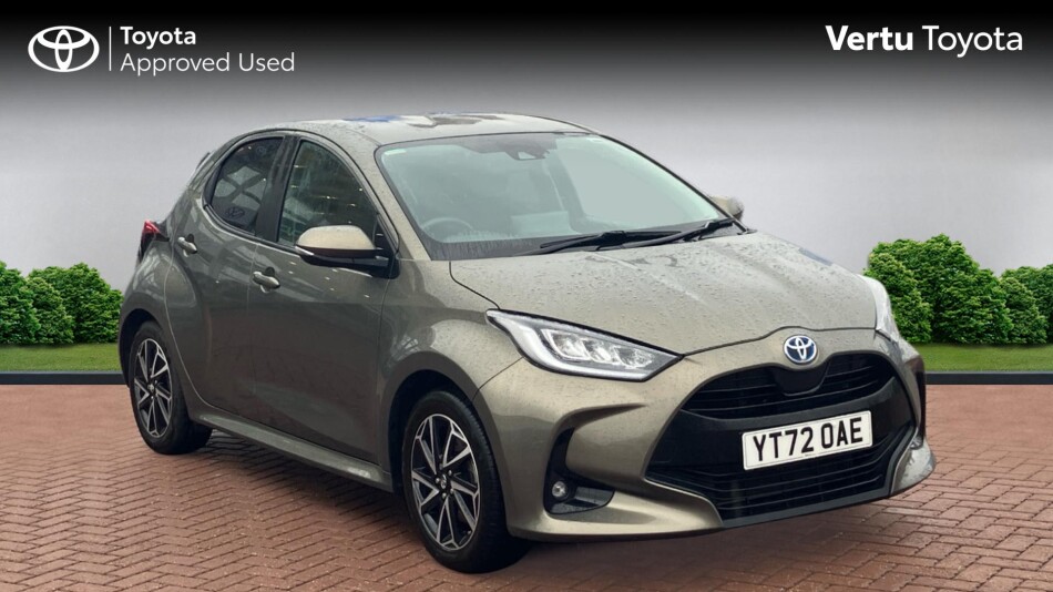 Toyota Yaris 1.5 Hybrid Design 5dr CVT Hybrid Hatchback